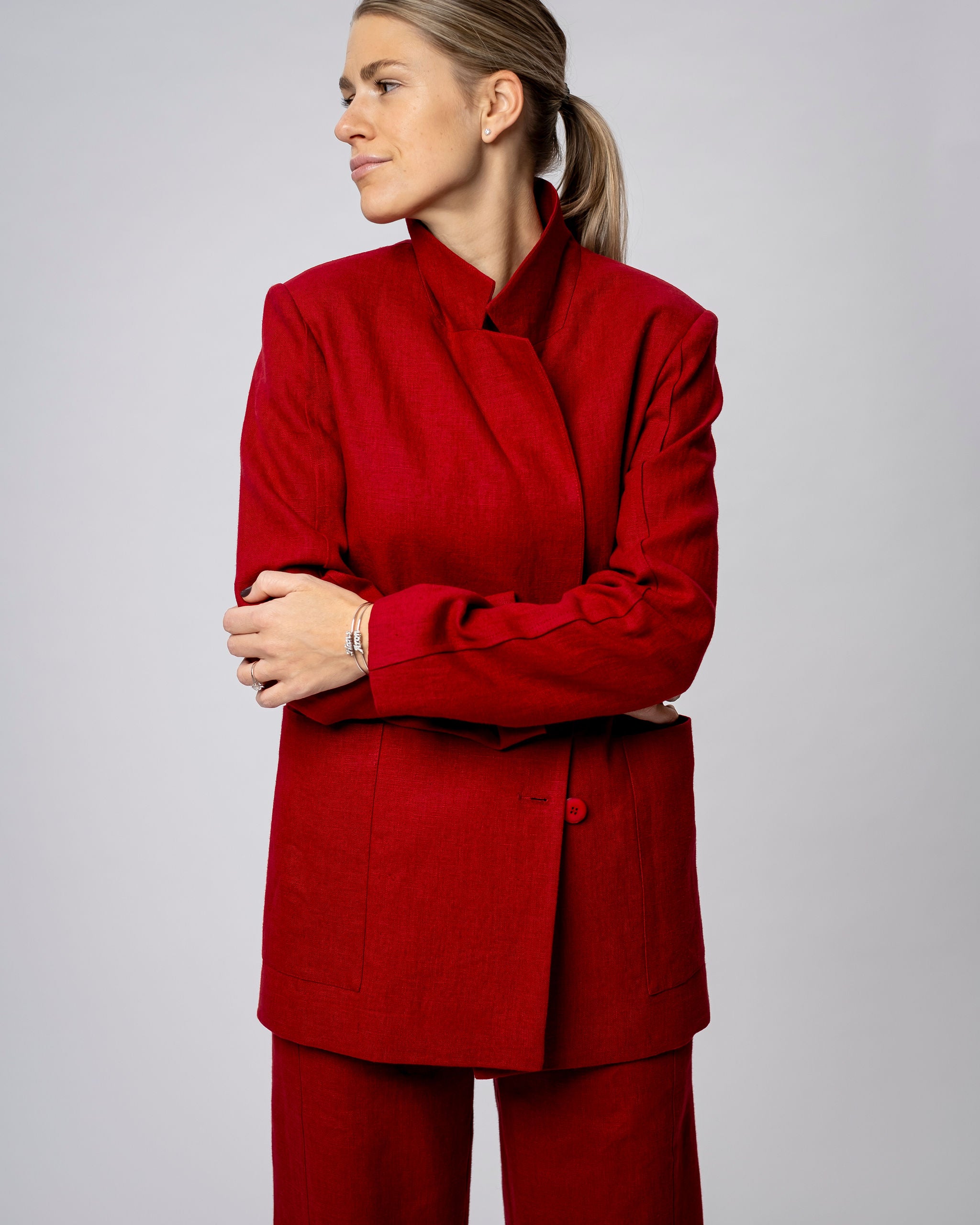 Linane Pintsak Caroline