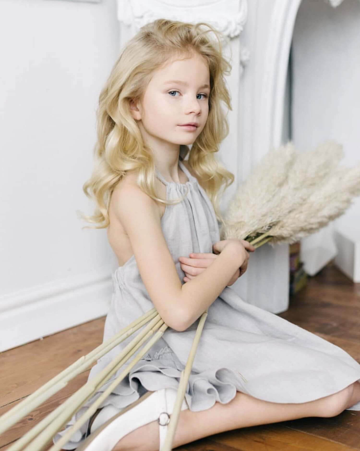 Kleit Emily