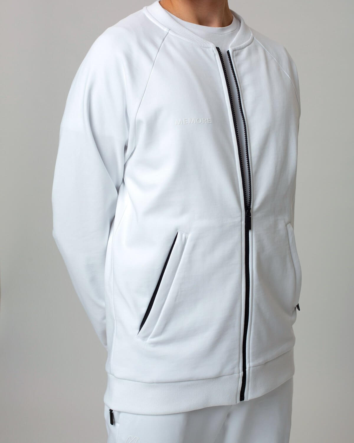 Meeste bomber MEMORE
