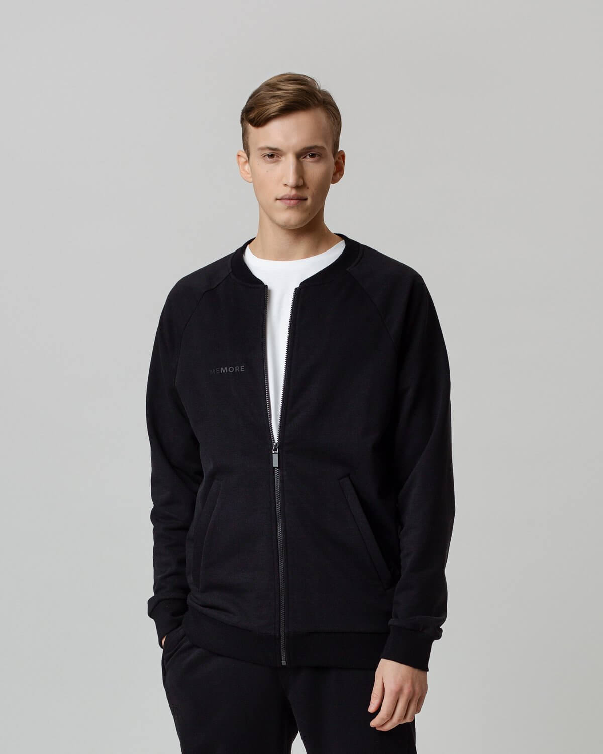 Meeste bomber MEMORE