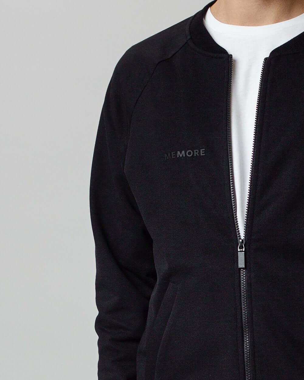 Meeste bomber MEMORE